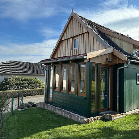 Kellerwaldchalet In Mit Grossem Garten Zur Alleinnutzung *
